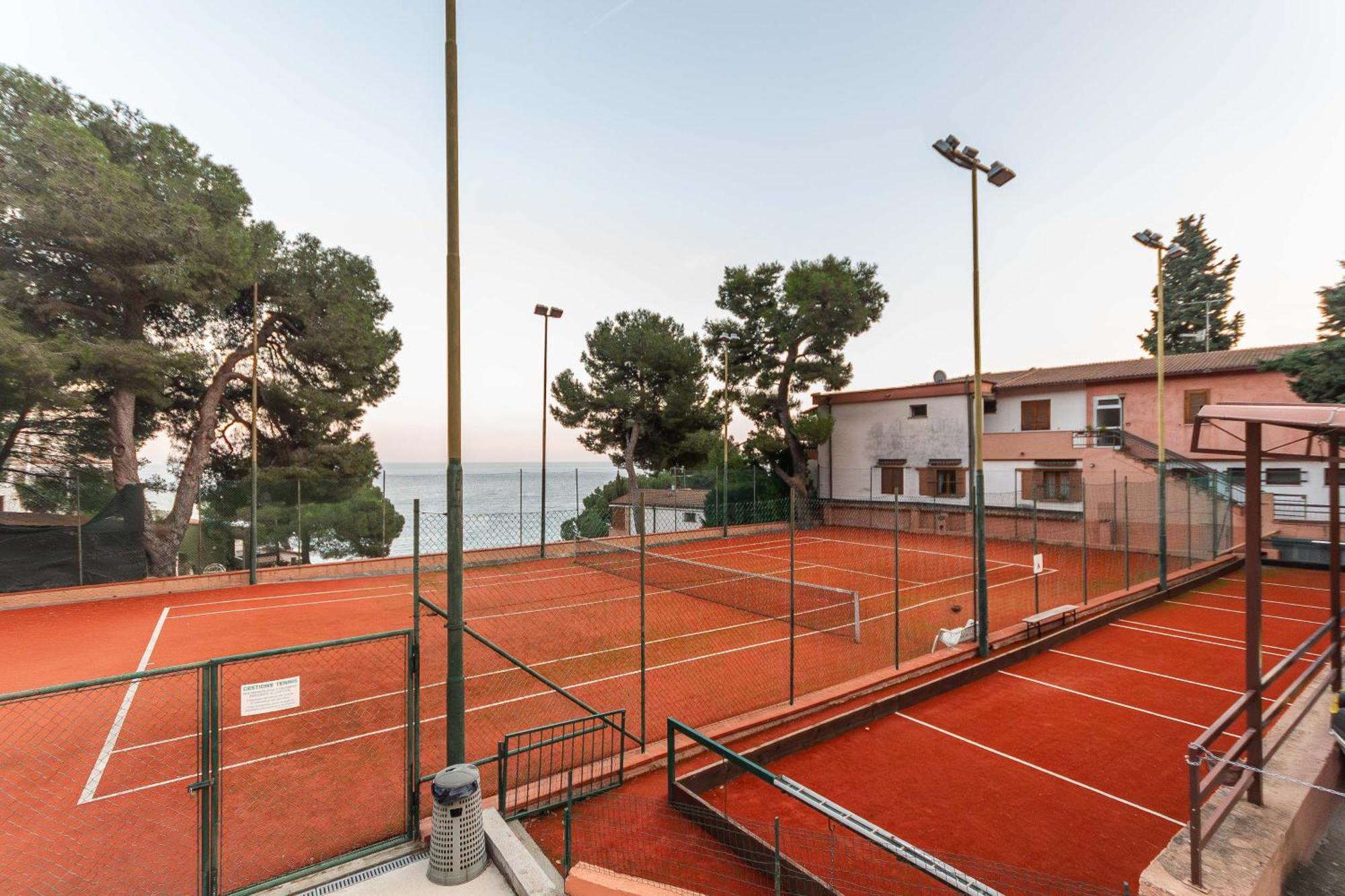 C22 Beachfront Villa - Spa Bath, Pool, Private Beach, Parking Free Andora Экстерьер фото