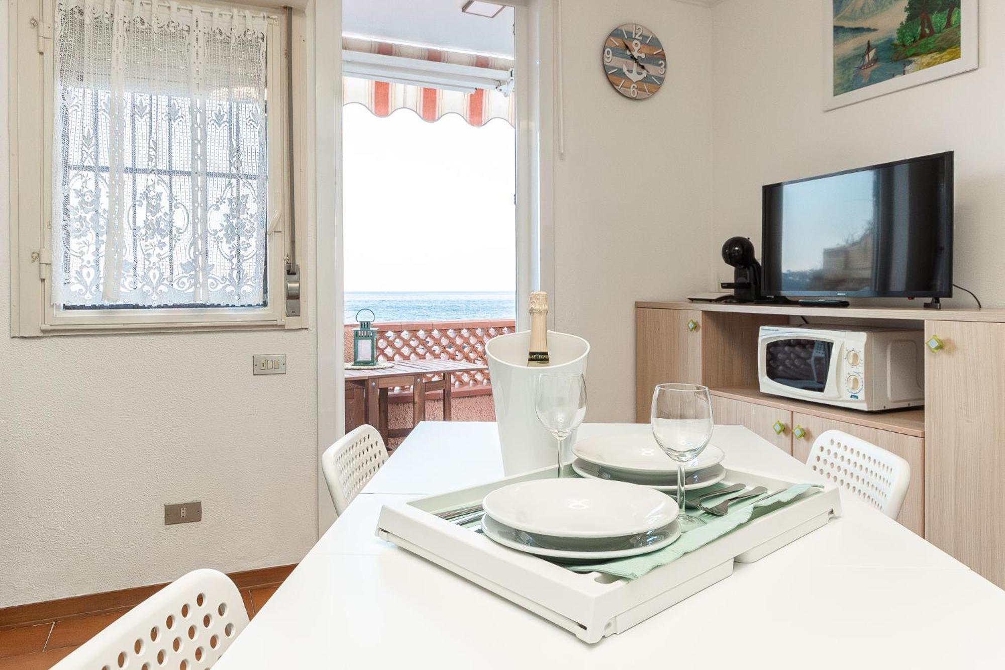 C22 Beachfront Villa - Spa Bath, Pool, Private Beach, Parking Free Andora Экстерьер фото